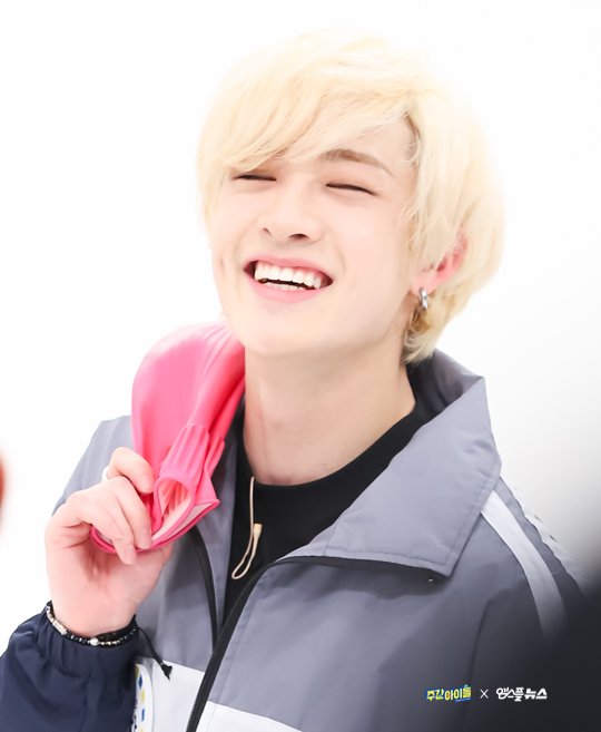 Mis_Kwonderland's tweet photo. Chan is a hardworking and talented leader who composed us so many meaningful songs, and looks out for both his members and Stay 🙏
That's it! That's the tweet!
@Stray_Kids #straykids #ChanProtectionSquad https://t.co/jnsqjMEibQ
