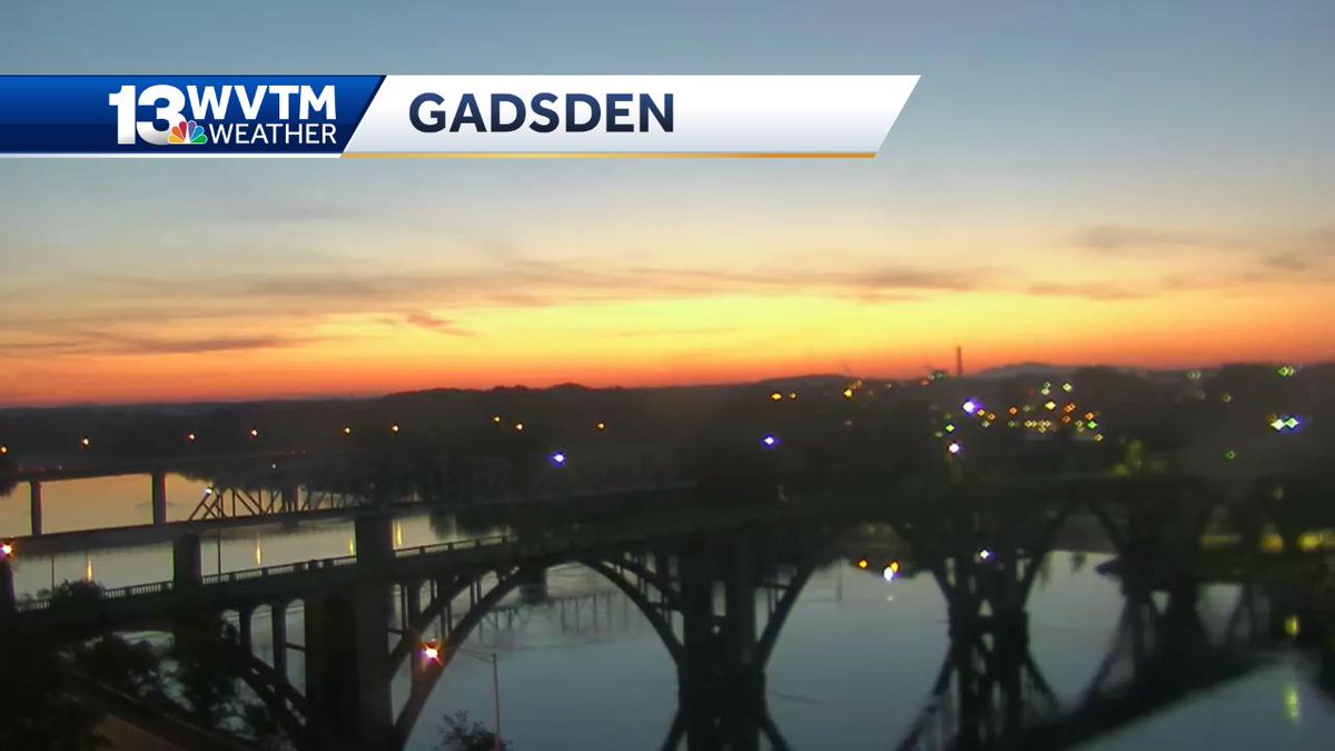 StephWVTM13's tweet photo. #Sunrise #NoFilter #alwx #Gasden #Tuesday @WVTM13 https://t.co/HMKcl8O5mz