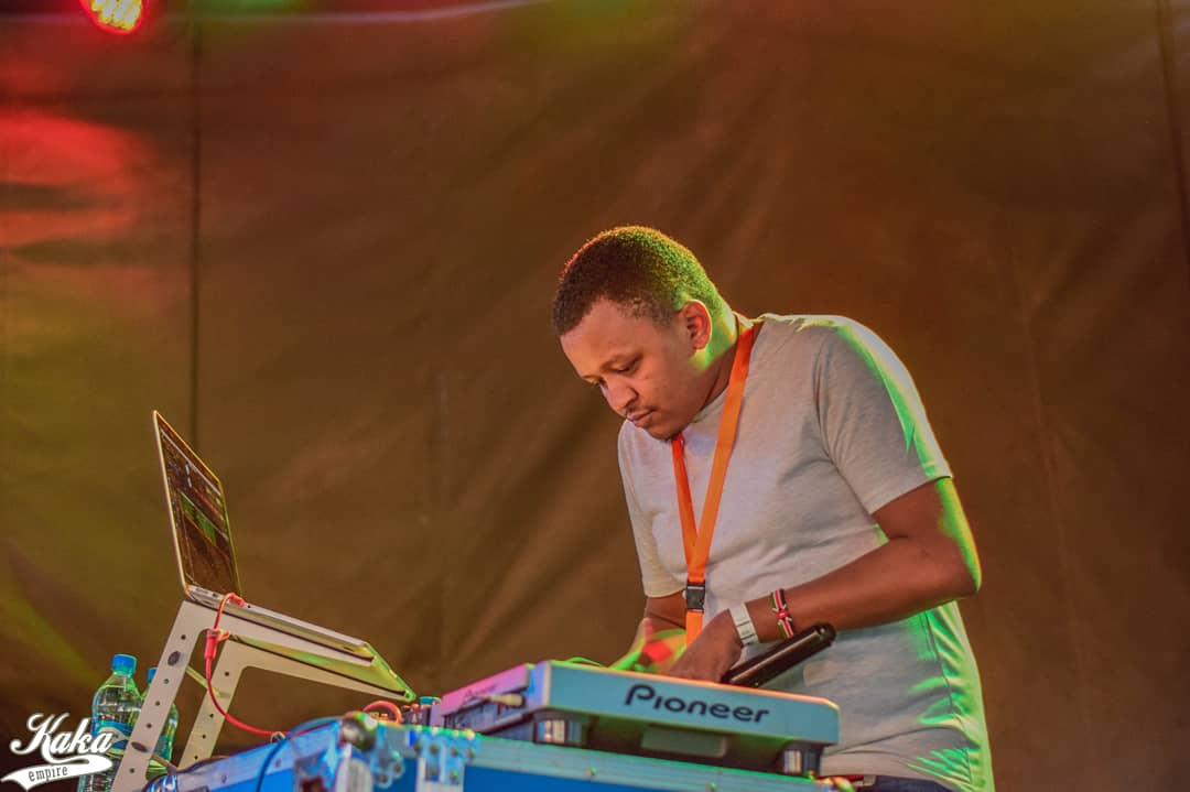 Kaka_Empire's tweet photo. Every Step You Take Brings You Closer to Your Dream.
@DJJr254
@EmpireDJs1
#DreamBig
#DjJr
#KakaEmpireIsTheLifeStyle https://t.co/nQgFYI97jC