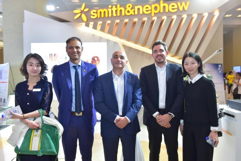 SmithNephewPLC's tweet photo. Great to be at #APKASS2019 in Chengdu, China this weekend. Missed our sessions on #SaveTheMeniscus & #HipArthroscopy? Find similar resources on Education & Evidence #JoinTheExperts https://t.co/s4jSRSWFCW & find more about our arthroscopic products here: https://t.co/FnC3DVnVHn https://t.co/3e3Zfk2CM5