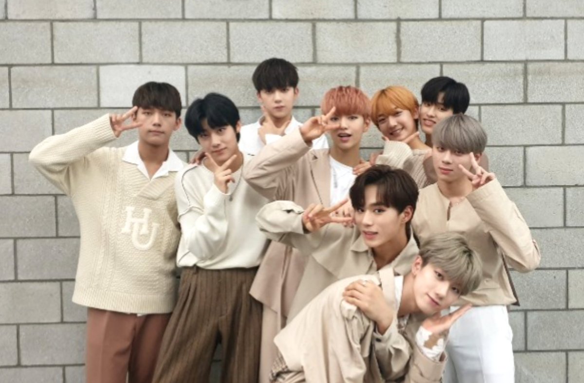 official__1the9's tweet photo. 오늘!! 데뷔 후 첫 1위 후보!!❤ 
원더랜드 덕분이에요😍 정말 감사합니다😘

#원더나인 #1THE9
#XIX #우리들의이야기
#THESHOW https://t.co/IYXSAgFGBa