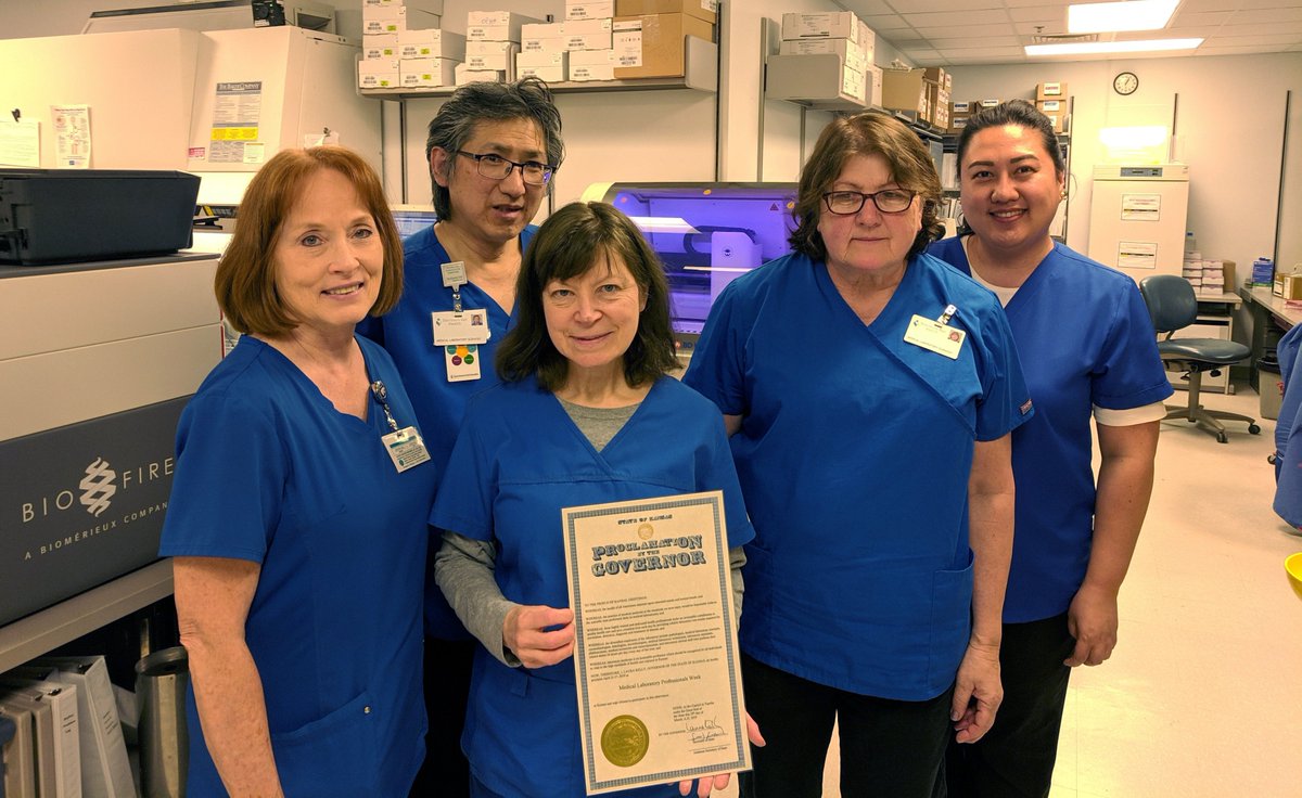 ASCLS_KS's tweet photo. We were greeted by a big contingent at the laboratories of Stormont Vail Hospital in Topeka!  Histology, phlebotomy, microbiology, blood bank, chemistry, hematology, specimen receiving, and many more! #MLPW2019 #LabWeek #ProclamationRoadtrip https://t.co/f4oKkACyvK