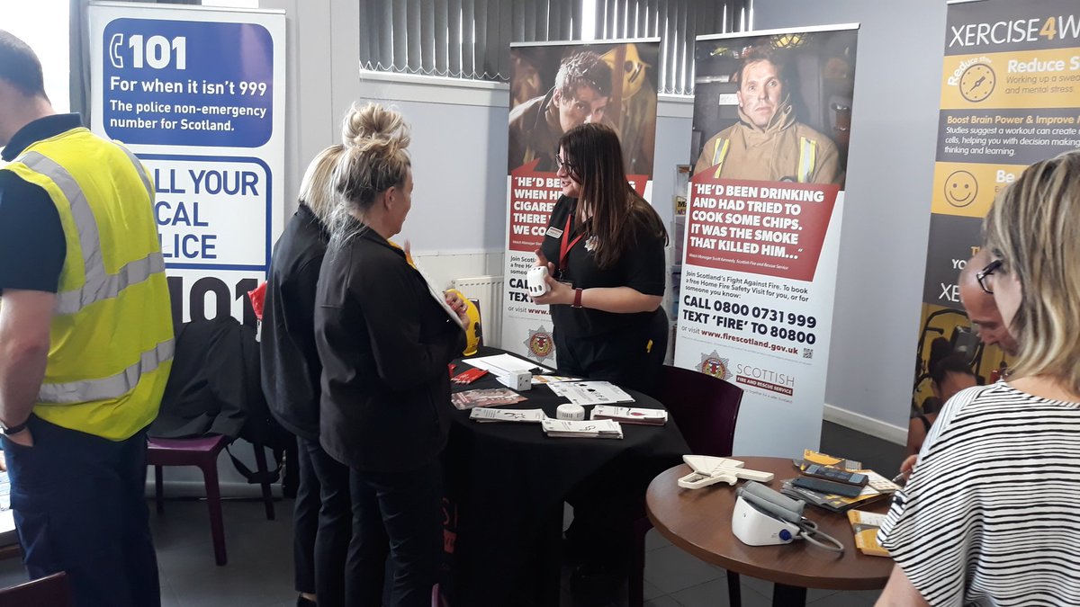 FireSafety_Lan's tweet image. Health and safety information day up at DHL Langlands today in full swing. Home Safety, Personal Safety and Health and Fitness advice available to all staff. #safercommunities #learningatwork
@EKRuthCambusPol @Lanarkshire_Pol @DavidRe49293339 @Scotfire_ek
