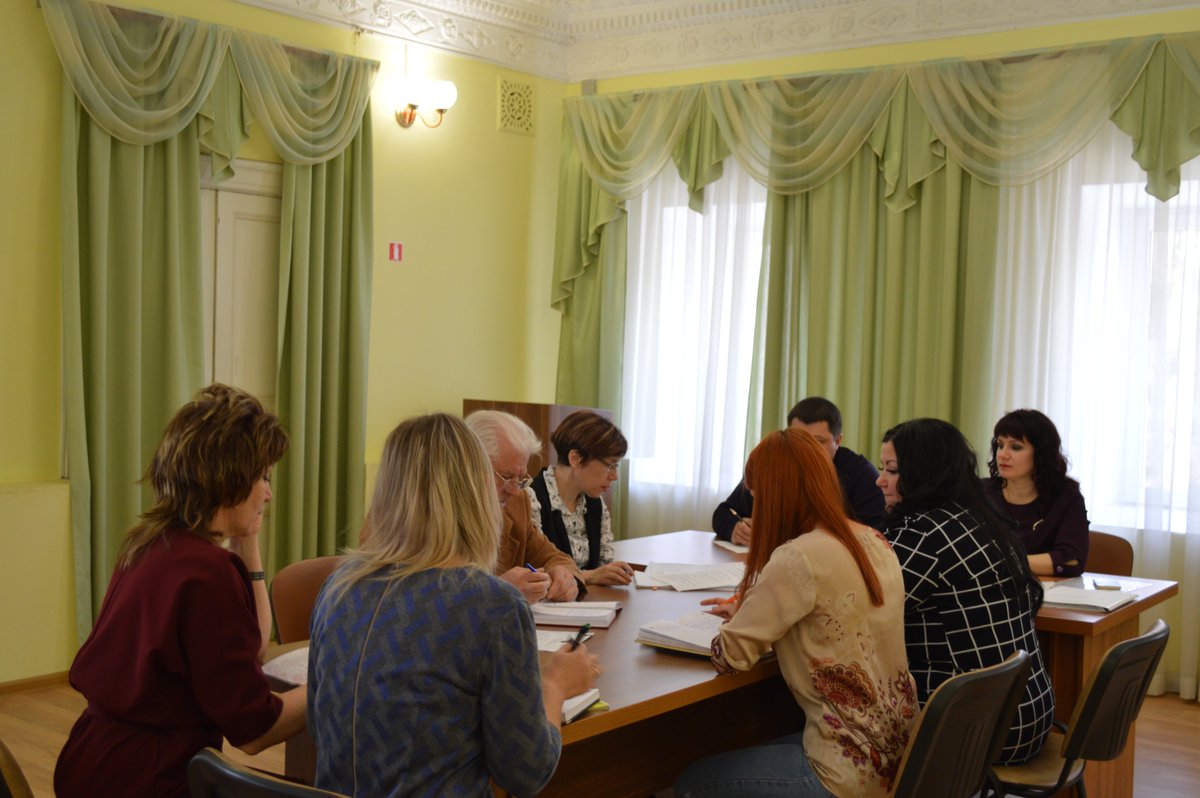 В администрации г.о. Тейково с 18 по 22 апреля проведены балансовые комиссии по рассмотрению результатов  финансово-хозяйственной деятельности предприятий, подведомственных администрации. 
#Тейково #Ивановскаяобласть