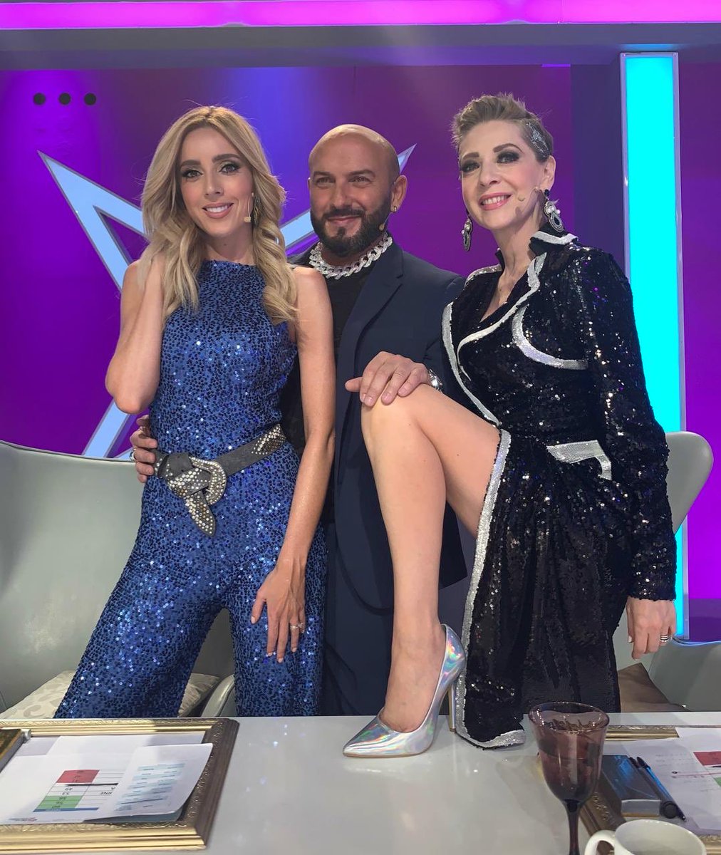 Edith Gonzalez tweet media