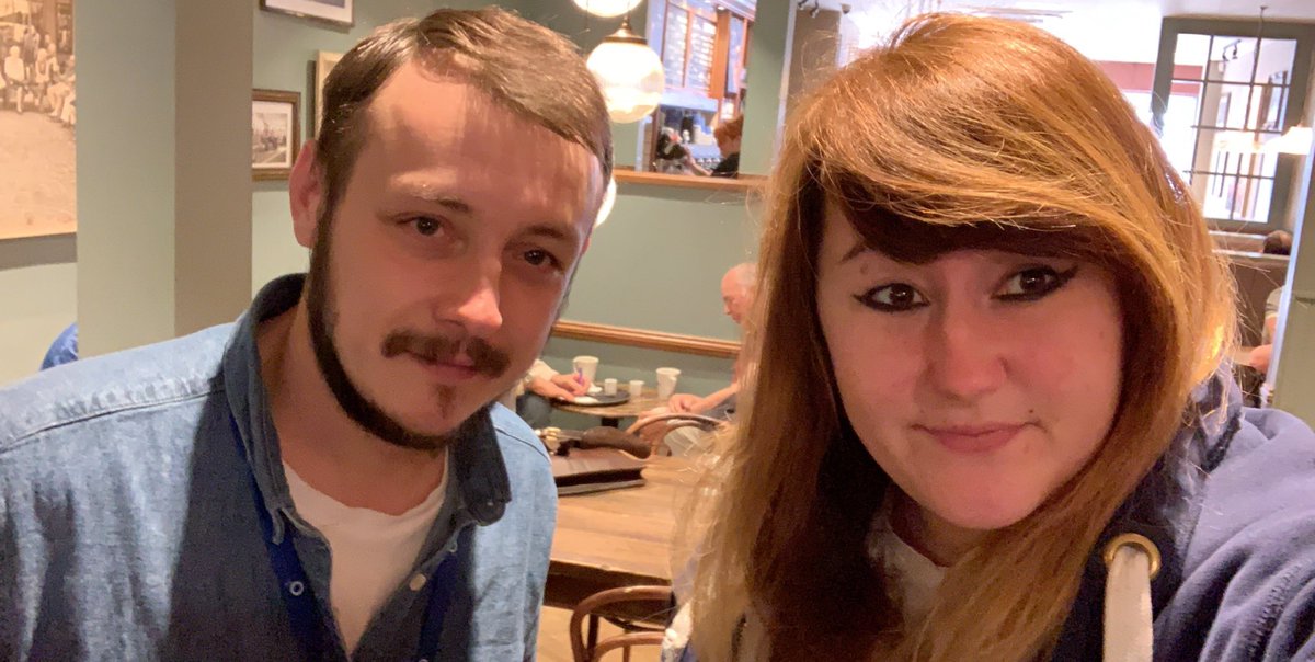 We’re down at <a href="/CaffeNero/">CaffèNero</a> in Leeds Merrion helping customers with their tech and getting free hot drinks with <a href="/O2PriorityUK/">O2Priority</a>!