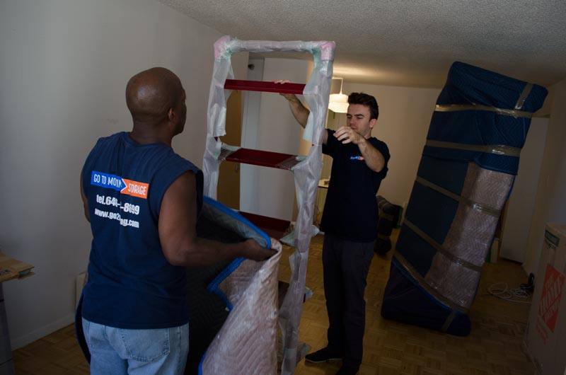 Go2Moving's tweet image. Looking for reliable Movers in New York area? Give Go To Moving &amp;amp; Storage a call at 646-250-8699 #Go2MovingAndStorage #NewYorkMoving #NYCmoving