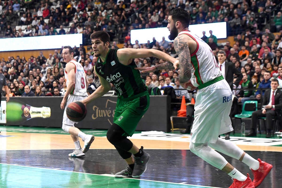 Penya1930's tweet photo. 💪 Som-hi afició! És el torn de Marko Todorovic #MVPMovistar

Cada RT és un vot! https://t.co/B2VLC4vjxs