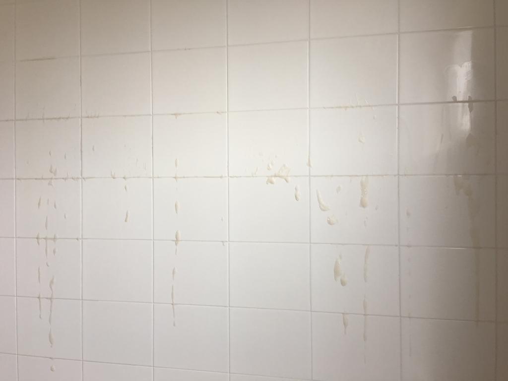 Onder de douche! Het schoot me opeens te binnen. In schuim schreef ik dé formule voor het goede gesprek. Heus waar! 
Een jaar later maakte er een online college over 'Interacties van een wijze leider': wijsheidenimpact.nl/product/intera…