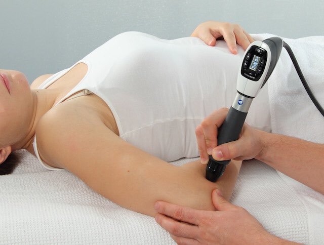 VennHealthcare's tweet photo. NEW Clinical Paper:
Shockwave Therpy vs corticosteroid injection on lateral epicondylitis: a meta-analysis of randomized controlled trials.
https://t.co/qlhMjB8dOi
#ShockwaveTherapy #ESWT #TennisElbow #lateralepicondylitis #StorzMedical #ShockwaveWorks #physiotherapy https://t.co/oSjp5YS1m6