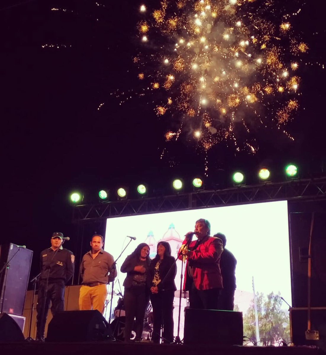caminosoficial's tweet photo. Estuvimos en La Higuera, acompañando a Norma Miranda, Presidente Comunal, y a toda su gente en el Festival de la Amistad en su 35° edición. Este sábado 11:30 hs por El Doce y todos los días por nuestra página https://t.co/2tsW4fK2hn https://t.co/jSkNZ3mguT