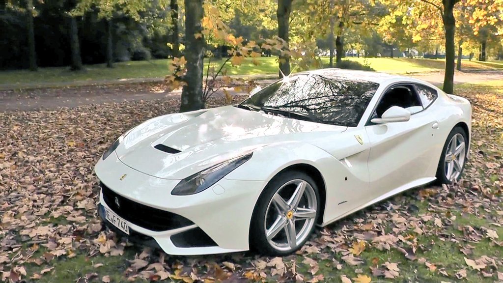 CorLamers5's tweet photo. PRACHTIGE FERRARI 🌹🍷🌹 https://t.co/ovBSUJdAlb
