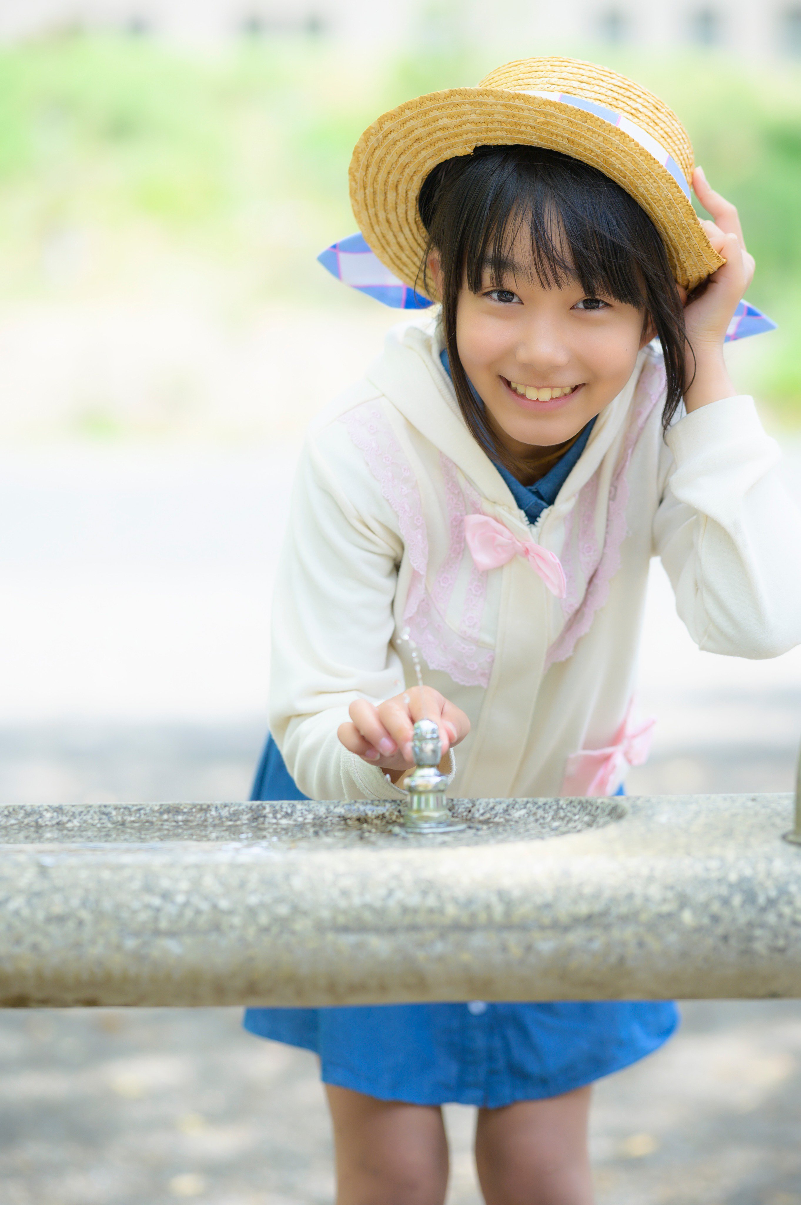 【きょんちゃん】舞台小物 出窓 パーテーション 撮影小物 店舗 撮影 木茶ささと on X: 