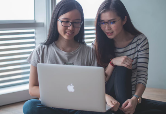 zoeamar's tweet image. What is it really like to be a female #volsec leader and BAME woman in tech? ICYMI I've written about my experiences for @CharityEquality greatcharityspeakers.com/2019/04/16/wha… #charitytuesday