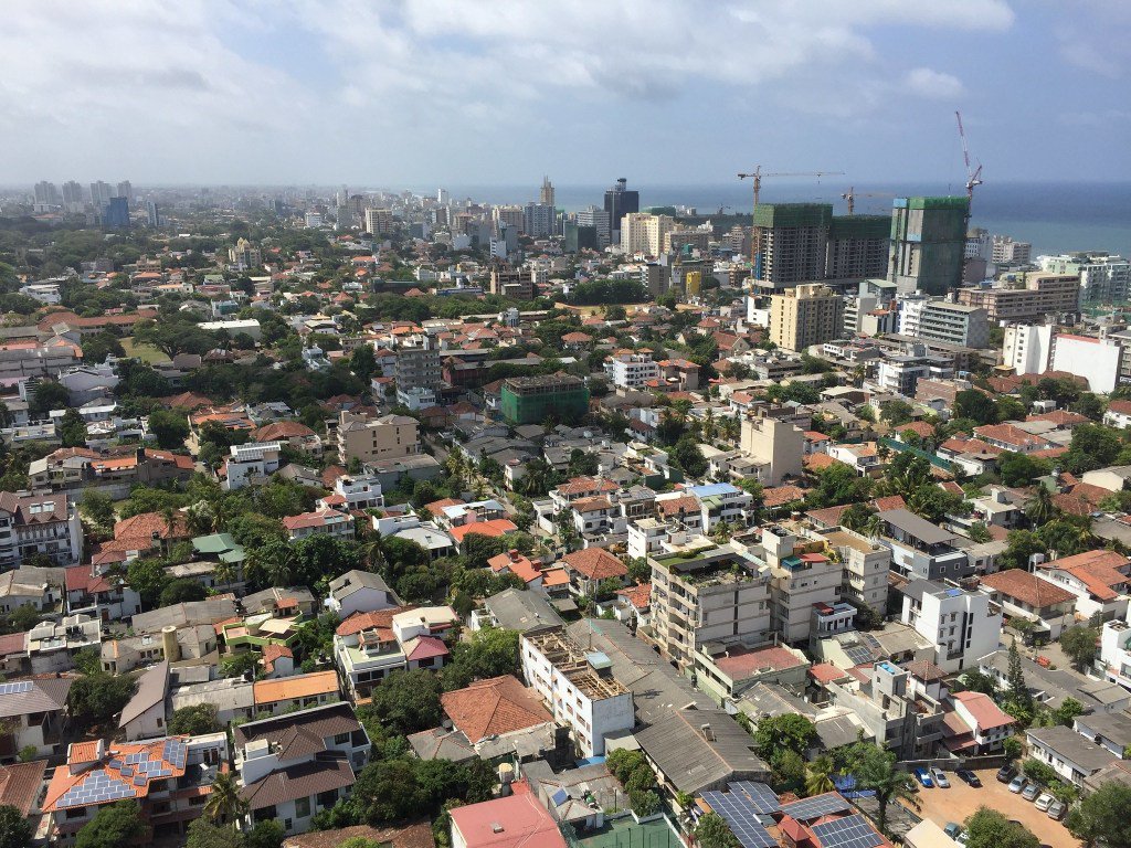 Easter Terror in Sri Lanka: Who and Why? politicalviolenceataglance.org/2019/04/23/eas…