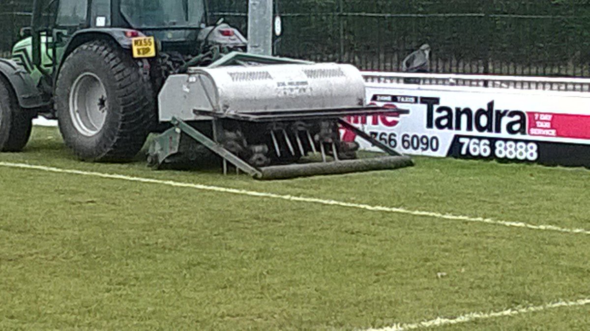 Good morning feeding P1 after V D over the weekend thanks to  <a href="/johngrundy2/">john grundy</a> .<a href="/SedgleyTigers/">Sedgley Park Tigers</a> @RFUGroundsman