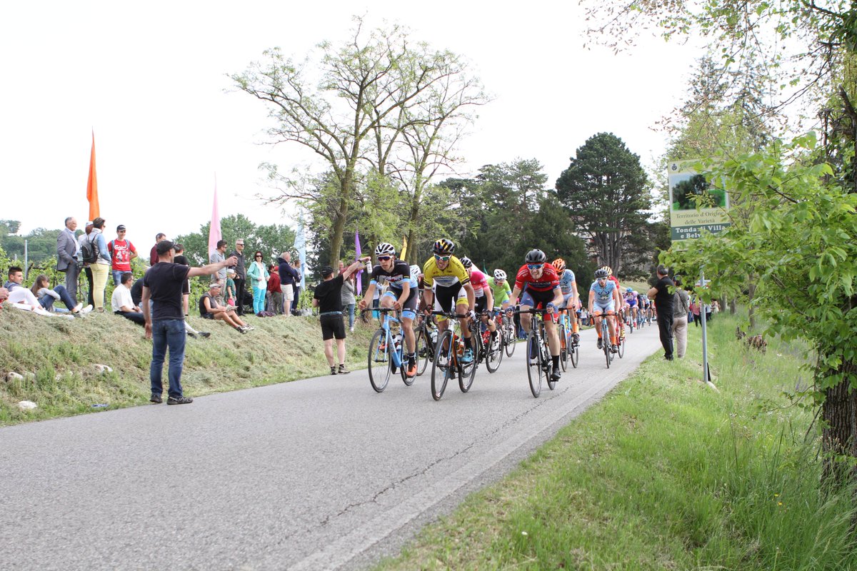 🚴‍📽 Ed ecco a voi la sintesi dell'81º #GirodelBelvedere! Clicca qui: youtu.be/mVUooGiK3Ms

⚠😊 Attenzione! Il video contiene emozioni forti...

📺 Oggi alle ore 18.50 nuova differita TV su <a href="/RaiSport/">RaiSport</a> 1.