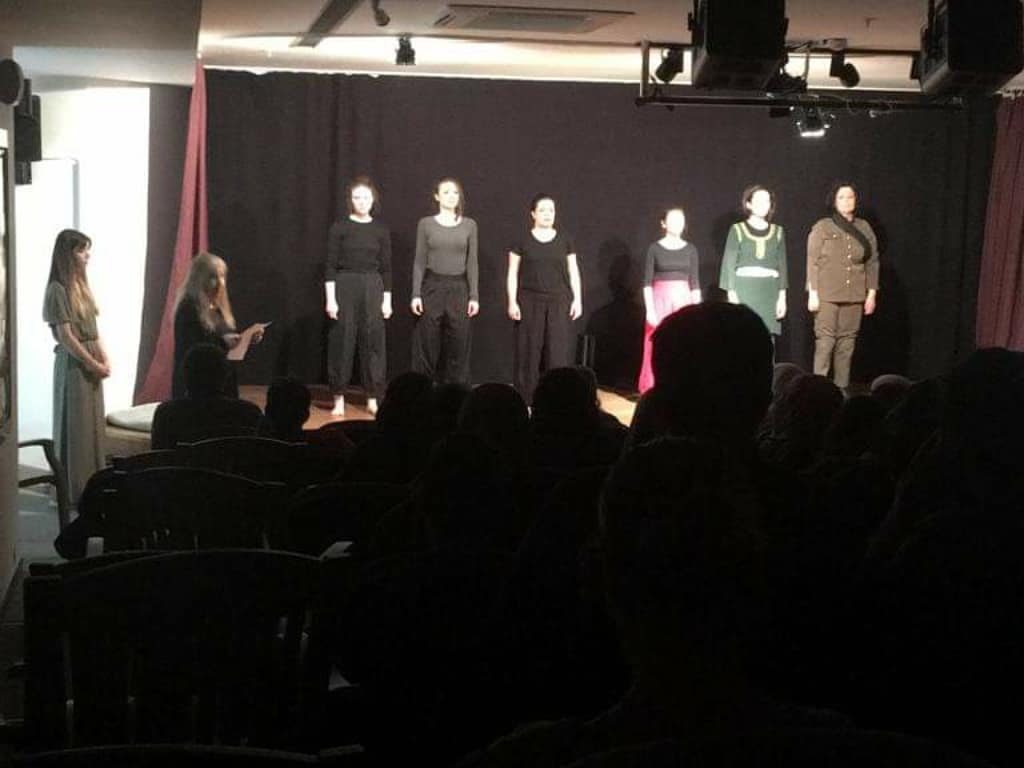 "KURTULUŞ YOLUNDA KADINLARIMIZ"

Bursiyer Öğrencilerimizle Birlikte Sanatçı Ayla Algan Hanımefendinin Yönettiği Kurtuluş Yolunda Kadınlarımız İsimli Tiyatro Gösterisini 20 Nisan 2019 Cumartesi Günü Salonumuzda Gerçekleştirdik.

#Konyader