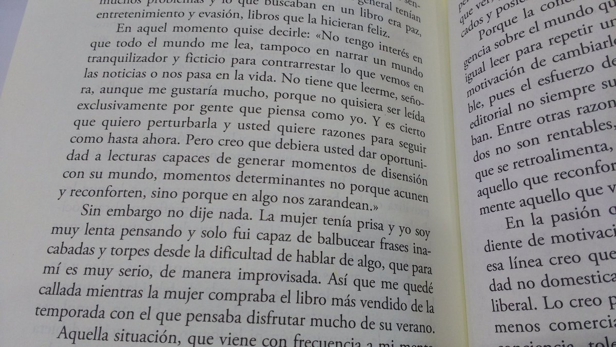 davidk007's tweet photo. Me encantan los #libros que en algo nos zarandean. Por eso comparto en el #DiaDelLibro estos significativos párrafos, con permiso de @RemediosZafra y su imprescindible "El entusiasmo" editado por @AnagramaEditor
#VolverAPensar https://t.co/eLo7kpDm4a