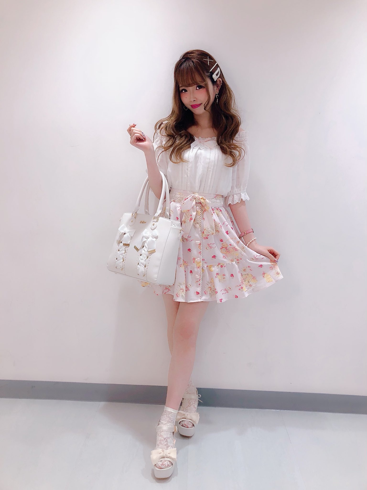 LIZ LISA على X: 