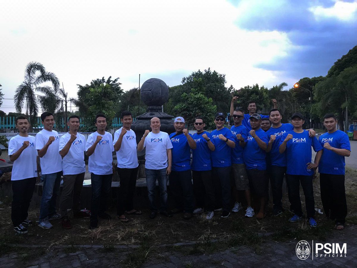 PSIMJOGJA's tweet photo. [A THREAD]

Manajemen PSIM Jogja sore tadi mengklarifikasi beberapa isu yang beredar dan update perkembangan terakhir klub

#AYDK https://t.co/joIH1GLD2y