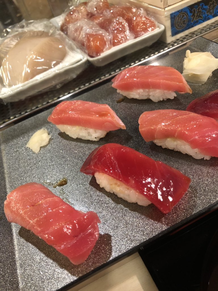 Ku92ni's tweet photo. 巌哲の平松さんのおススメで、なり田@経堂へ
このマグロめっちゃ美味しかった！
大将のこだわり、人柄もすごかった。
再訪します。 https://t.co/BLl7luT85I