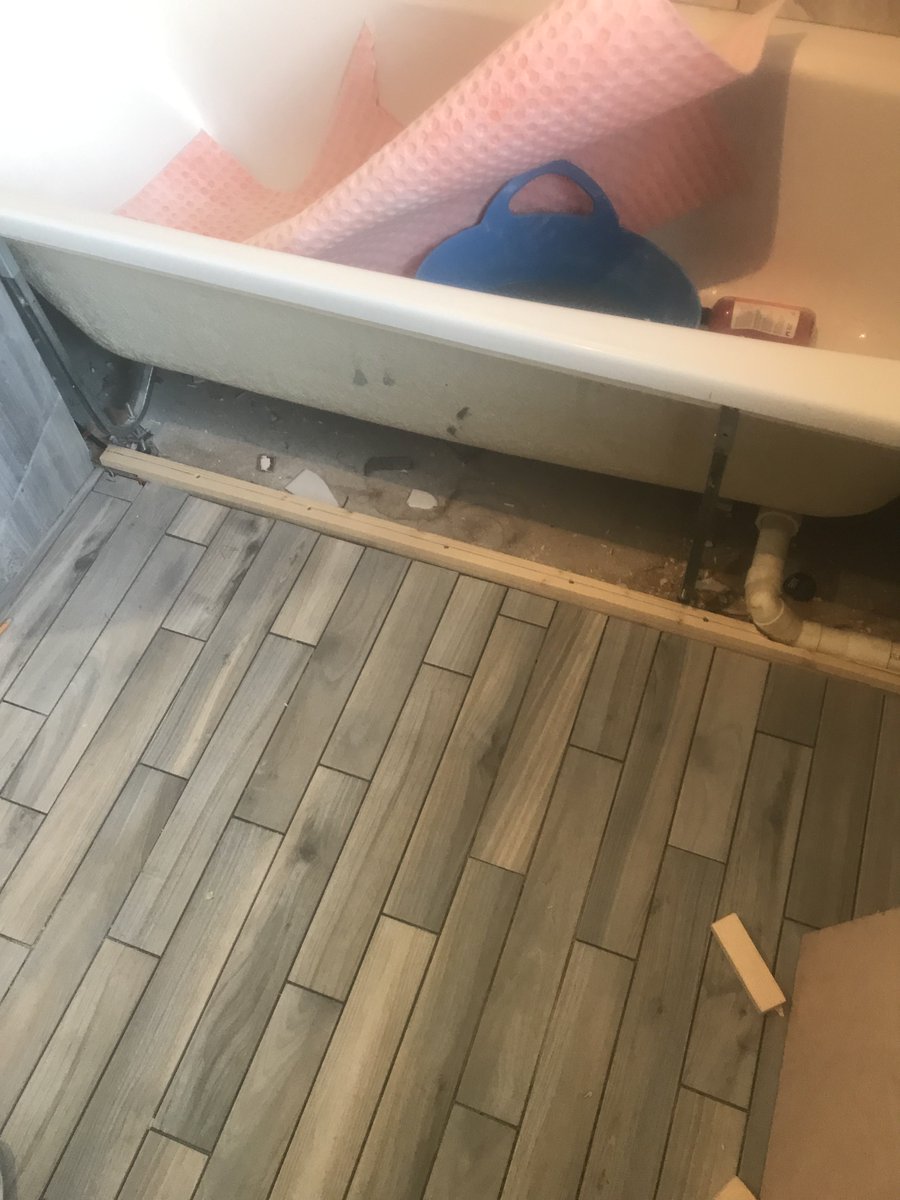 NCTilesAndBath's tweet photo. Another beautiful bathroom completed using our Blue Wood Grove and Tracia tiles. #tiles #tiling #tiler #tilingproject #trade #bathroom #bathroomproject #bathroomtransformation #transformation #onthejob #woodeffect #design https://t.co/4QCe54pU7v