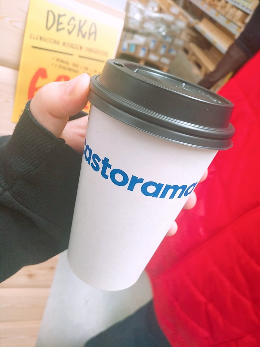 Slowbluerain's tweet image. Jedyny powód dla którego jechałam z rodzicami: