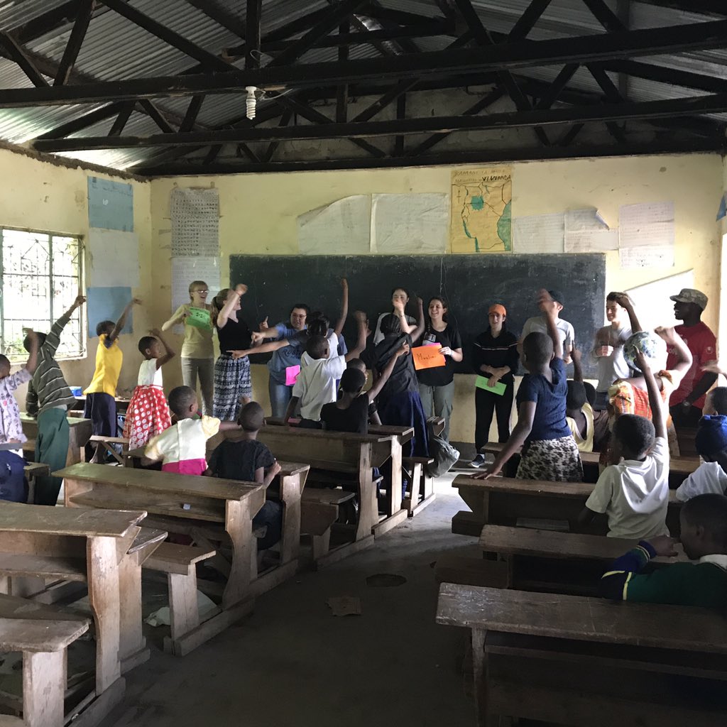 GlobalLFSF's tweet photo. @lelyceesf teaching English to 40 Gr7 students at the Poli primary school in Njoro village Tanzania with @rusticorg #LFSFservicelearning #LFSFbeneficialimpact #LFSFgloballearning @aefeinfo https://t.co/pZke42brGy