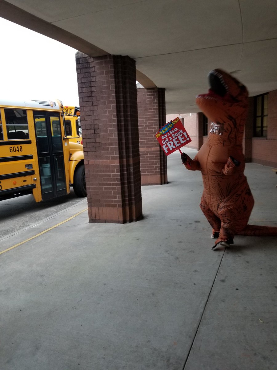Fielders_Force's tweet photo. We're preparing for book fair this week with Clavetteasaurus! #buyonegetonefree #getyourreadon @dmk10211 @CyFairISD @hairgrovecfisd  @Scholastic @Bclavette21 #CFISDspirit https://t.co/mk8m0OegtN