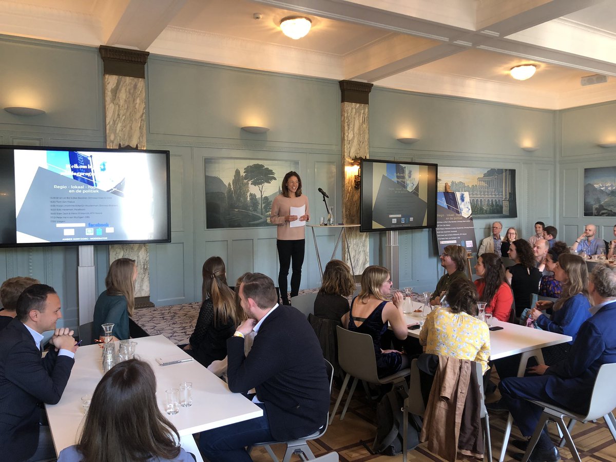 Het middagprogramma van <a href="/detegel/">De Tegel</a> wordt geopend door <a href="/AmberKortzorg/">Amber Kortzorg</a>. Een volle zaal en een vol programma. We hebben er zin in!