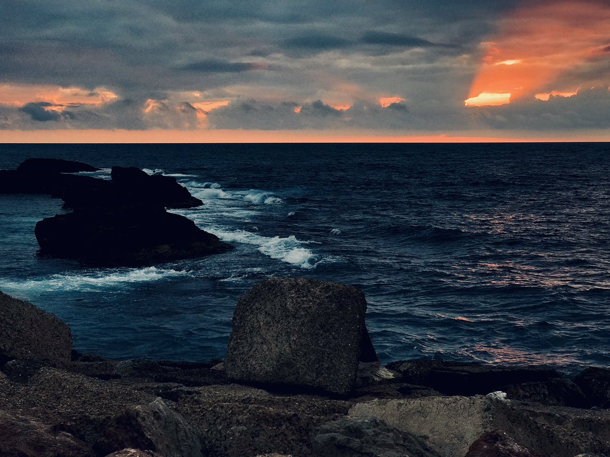 azarty's tweet image. #Tripolitanian #glimpse #skyline #sunset #photography #africa #tripoli #libya #az  #a_z #a_zarty #z_art_y