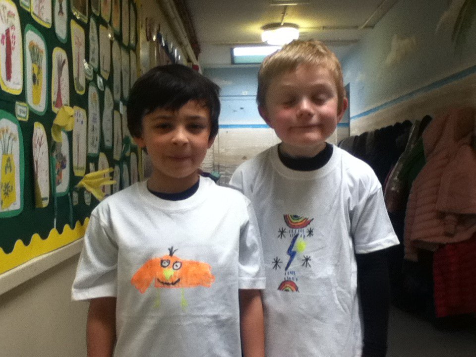 wooltonprimary's tweet image. Year 2 designed and made their own T-shirts. Such a lovely rainbow theme #WPSCreativity