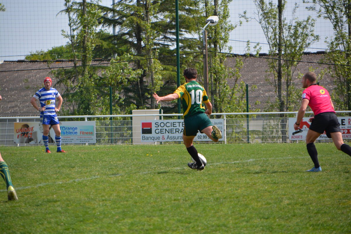 RCPFougeres's tweet photo. 💚VICTOIIIREEEE 42 - 17 contre RC Quimper !!!! 🏉💪
👉Direction la FINALE Bretagne - Dimanche 28 Avril à Vitré contre St Brieuc !! 🏉👌
#Parcequefougeres #RugbyBZH #vertsetjaunes #RCPF https://t.co/DFF97tYEVI