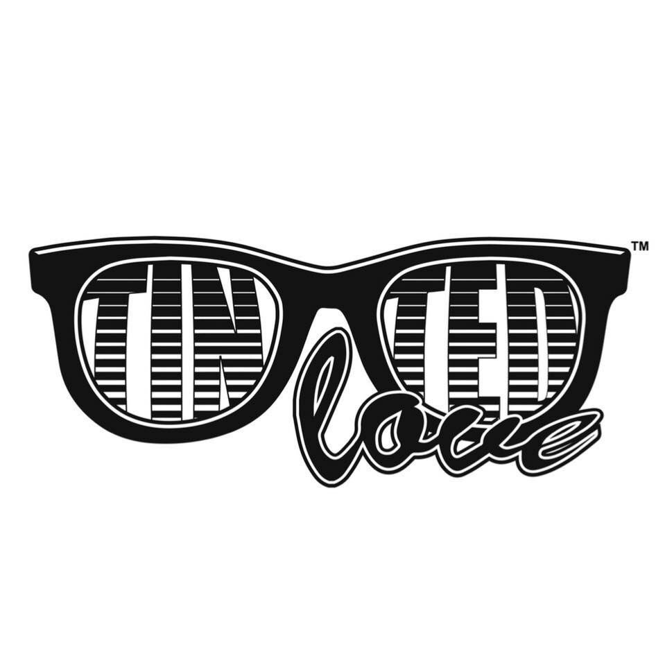 tinted_love_sto's tweet photo. #custom and #handmade #festival #sunglasses available NOW ✌️🕶

https://t.co/Pr9r7tgimv https://t.co/oUByhmqoYj