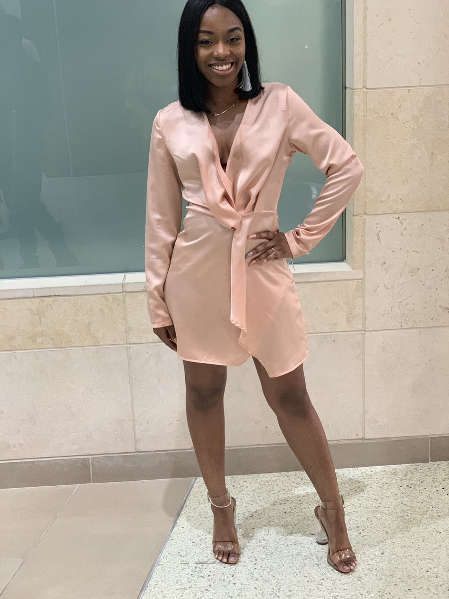 CraveBrii's tweet photo. Viewers Discretion Advised #HSOC19 https://t.co/gzb4POhfJC