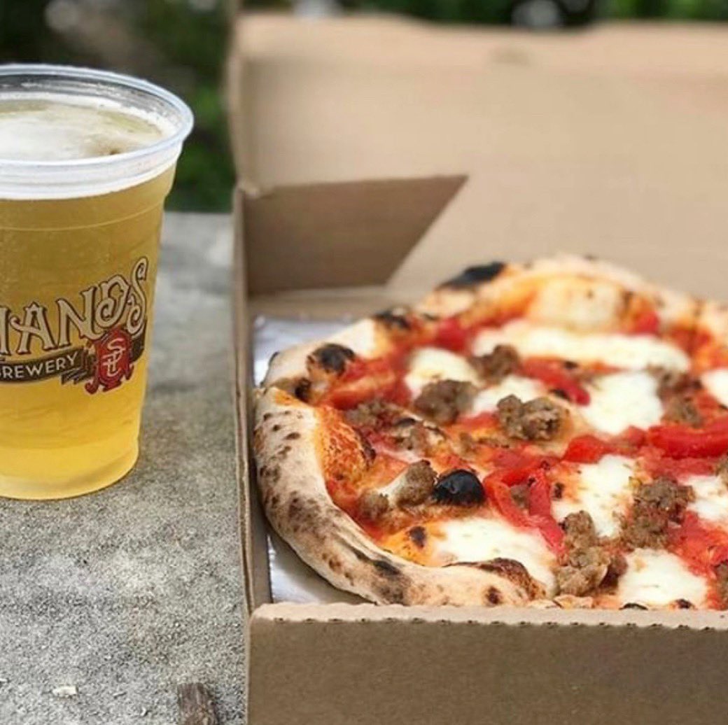 The midweek market is back! 🍕🍻 Join us tonight from 4pm until sunset for farmers, food trucks, beer and cocktails, and live music! And don’t forget, yoga class starts at 6pm. It’s a great way to spend an evening in Tower Grove Park!