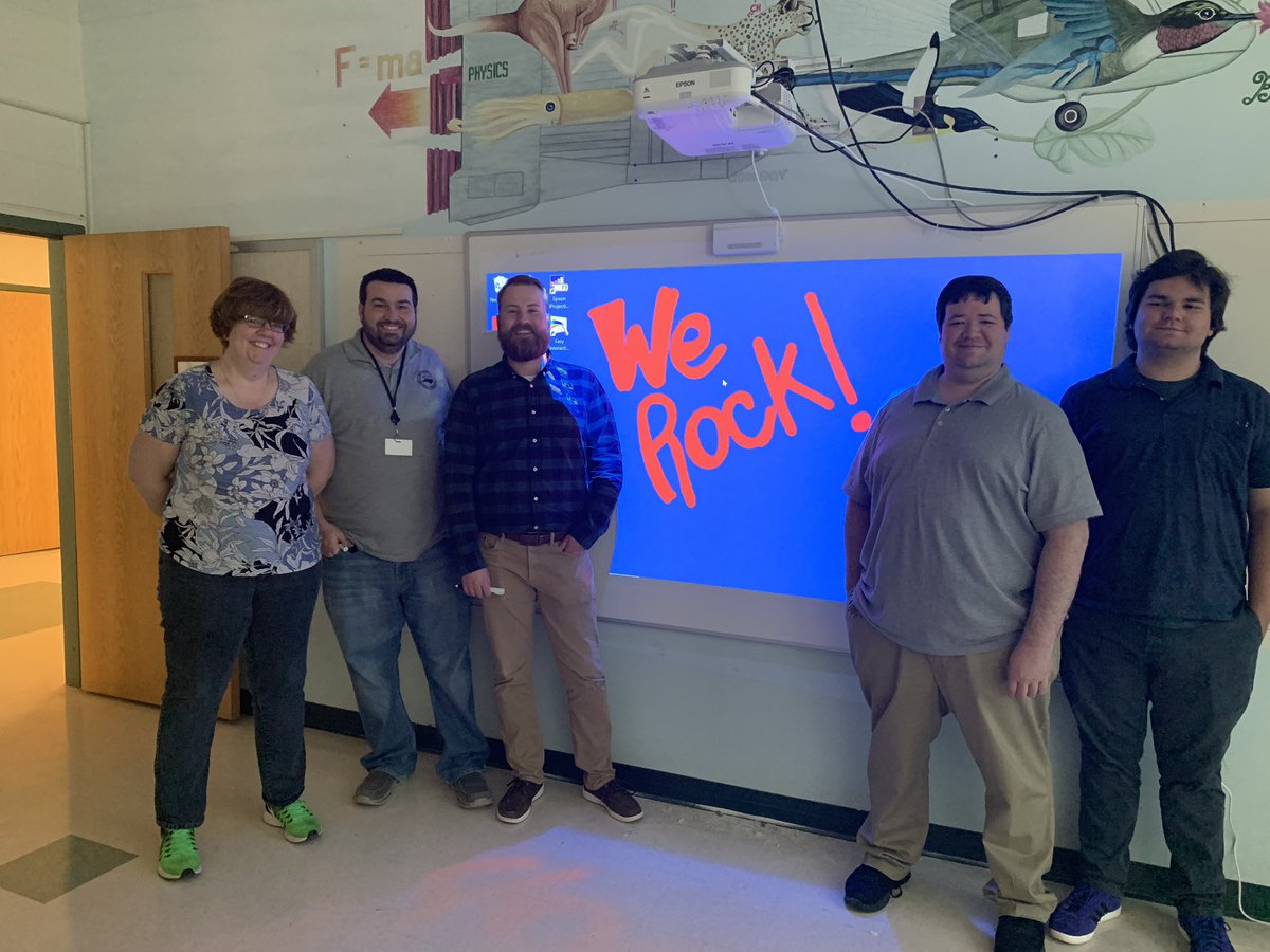 parkss12's tweet photo. RCS Technology Team ROCKS! Thank you for all your hard work during #springbreak2019 #RCSTechnologyRocks @KMSensenich @RCS_NC @Chevy20000 https://t.co/qPqefMWLqr