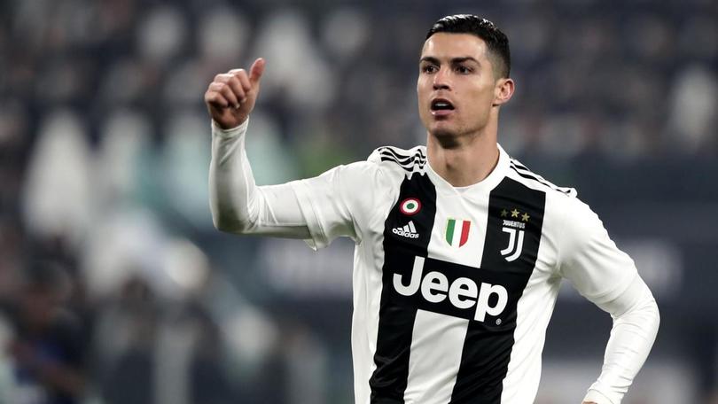 VisionDeporteMx's tweet photo. Esta es la lista completa de los refuerzos que quiere CR7 para la Juve⚽️

➡️ https://t.co/77QQpu5U3w

#FelizMartes https://t.co/Mr1lhiTRd8