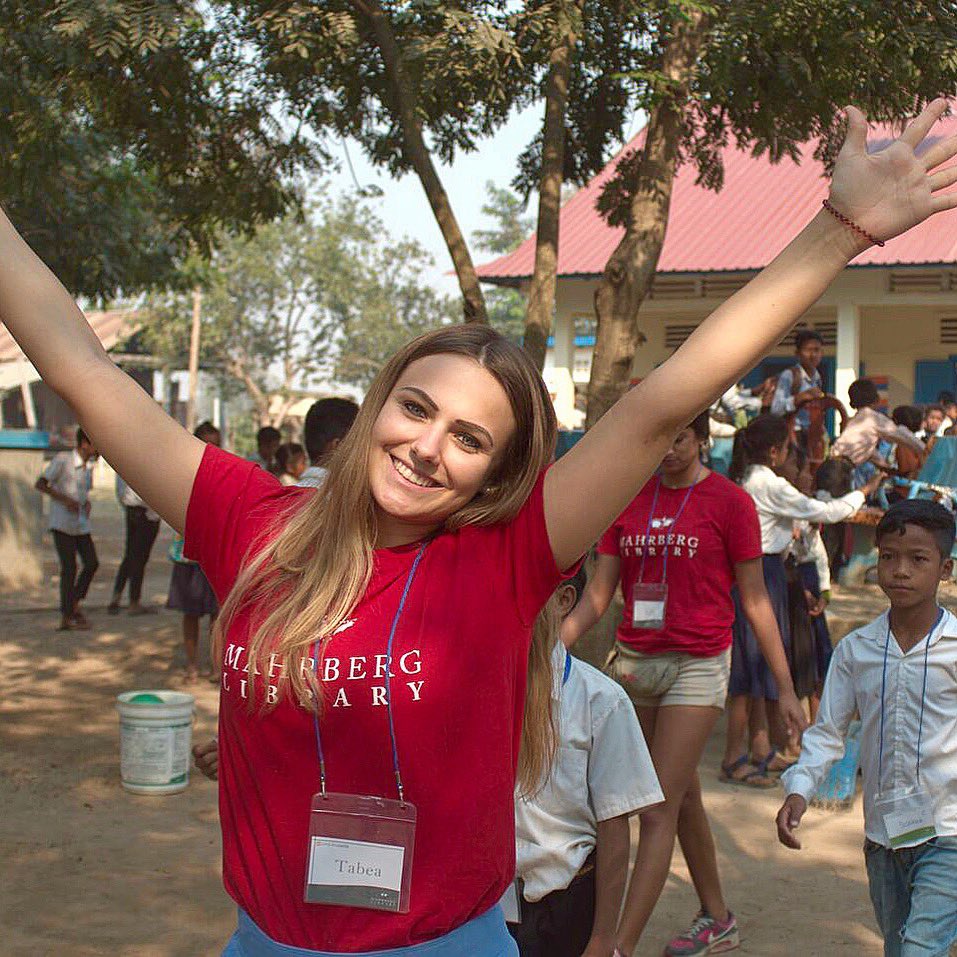WeTomorrow_one's tweet photo. Each one of us has the chance to make lasting change on global issues - but only if we use our voices and act! Start today - join our mission, help your community or support good causes. We count on you! π
βββββββ
#makeachange #justdoit #mahrberglibrary #volunteering https://t.co/nCZycKPdty