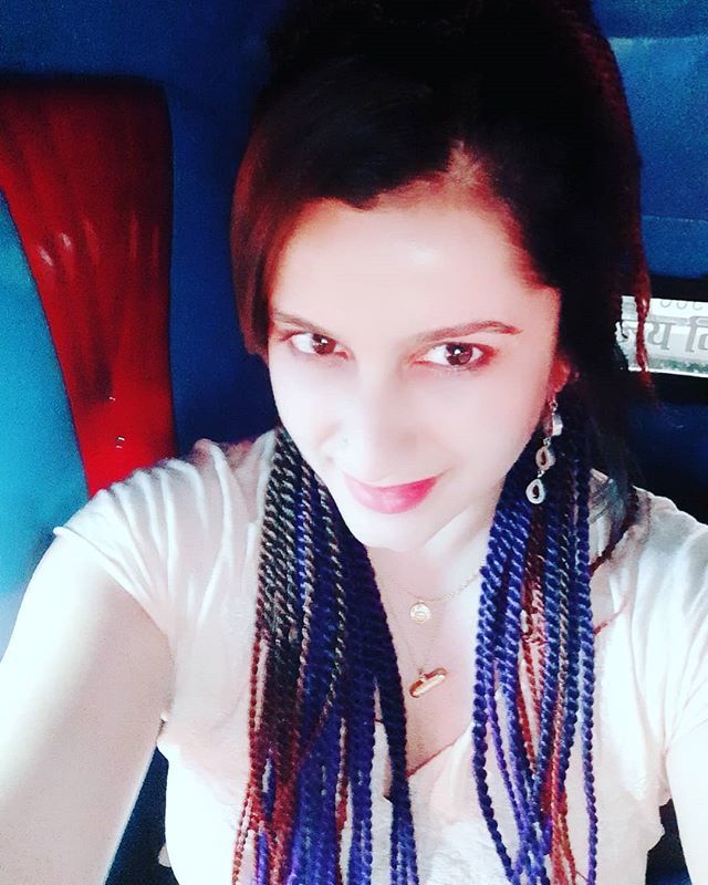 smiliesuri's tweet photo. My new look #braides and the #mermaid #conrowstyles #africanbraids By @mayophihairsalon . She is the best at em. #purplehead #brownbraids . MY Bday Gift to me. #polevideo coming soon to flaunt my new hairdo. https://t.co/MiKpJcphNU