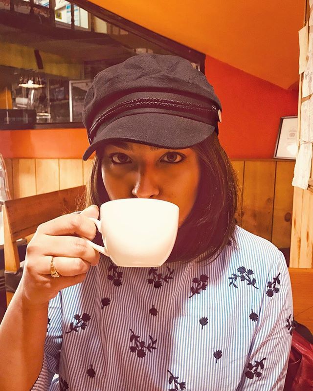 Chai ya Coffee? ☕️ _____________________________________
#anubhamishra #traveldiary_aroundtheworld #traveldiaries2019 #travelindia #indiatravel #travelindiagram #indiantravelgram #indiantraveller #indiantravelblogger #travelblogger_de #travelpicture #cap… bit.ly/2US6wy8