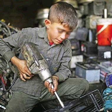 23 Nisan'da tüm siyasi ve bürokratik liderler koltuklarına çocukları oturtuyor.
Liderlerin gece yatmadan önce de okumaları gereken bir rapor var:
instagram.com/p/BwmqjRvl9RTe…