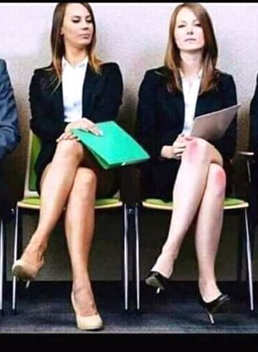 _bBrek_____'s tweet image. A votre avis la quelle a eu le Job ? 😂