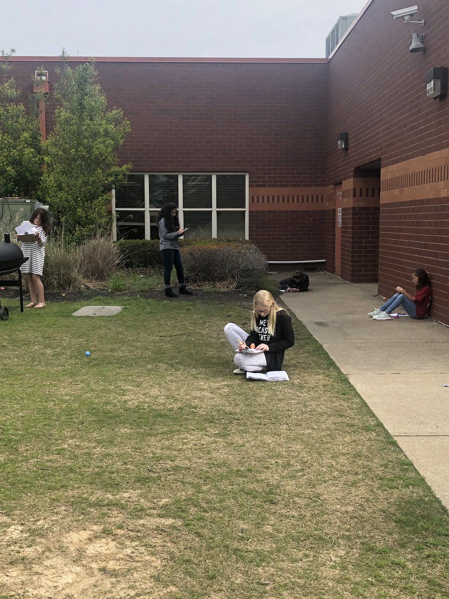 RachelJenne's tweet photo. State Test Review “Easter Egg Hunt” #statetestreview #beautifultuesday #engagement #showwhatyouknow #freshair #raisethebar @DCSeNews @TweetDCS_DCMS https://t.co/H0zCdosUHm