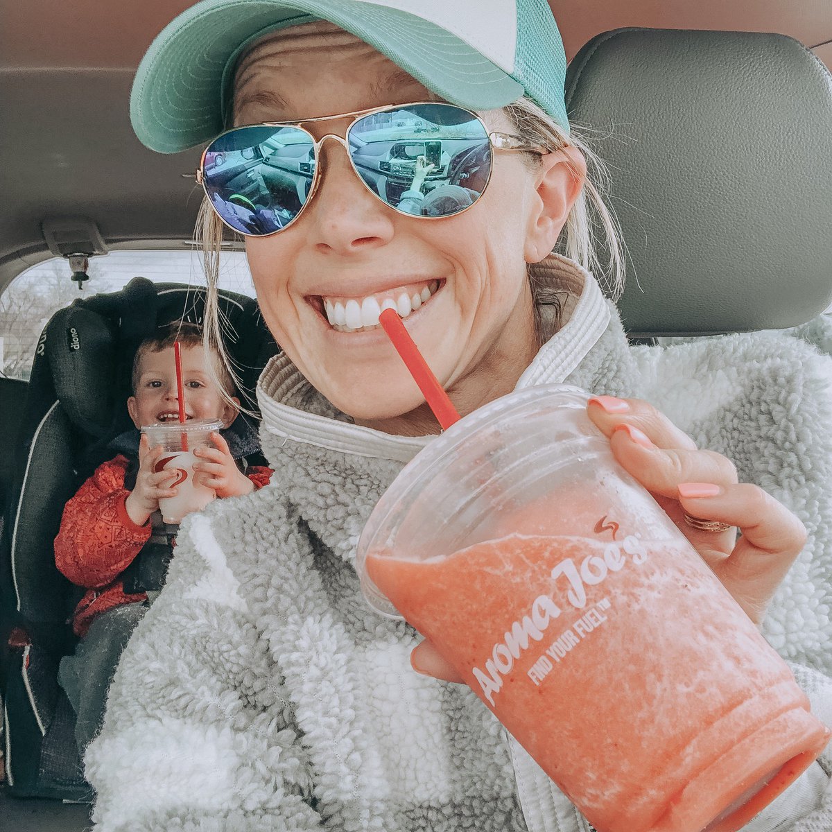 MainelyMamaBlog's tweet photo. New blog post up with 10 activities for families to add to their spring bucket list! Hint, grabbing
an impromptu treat is good for everyone! Our trip to @aromajoescoffee this weekend was a big
hit! AD #aromajoescertified - https://t.co/L294IGVYFT https://t.co/ATCfh8PFf5