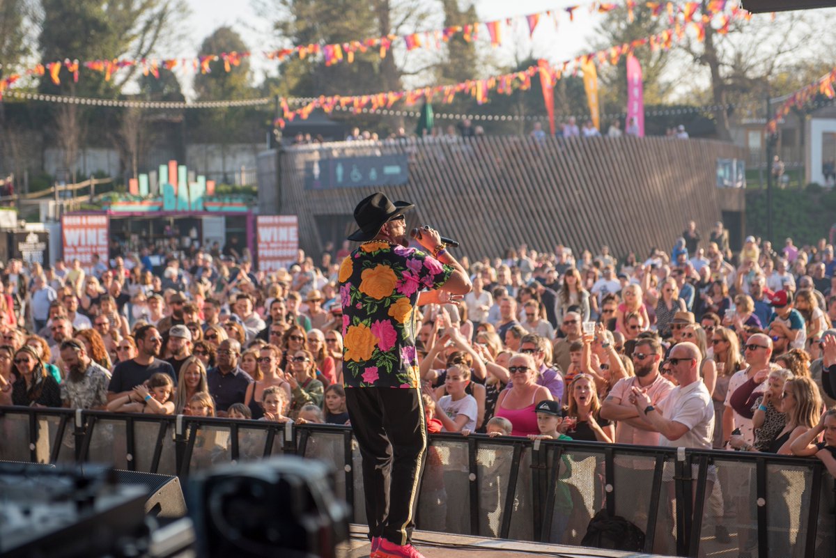 DreamlandMarg's tweet photo. It's been a beautiful, record-breaking Easter here at Dreamland - and we want more! Sooo.....we're staying free to enter for the rest of the 2019 season!!! 
Thank you to the 100,000+ dreamers who joined us over the hols, see you this weekend? #Forthedreamers 🎠 🎡 🎢 https://t.co/PJvhYs5WIf