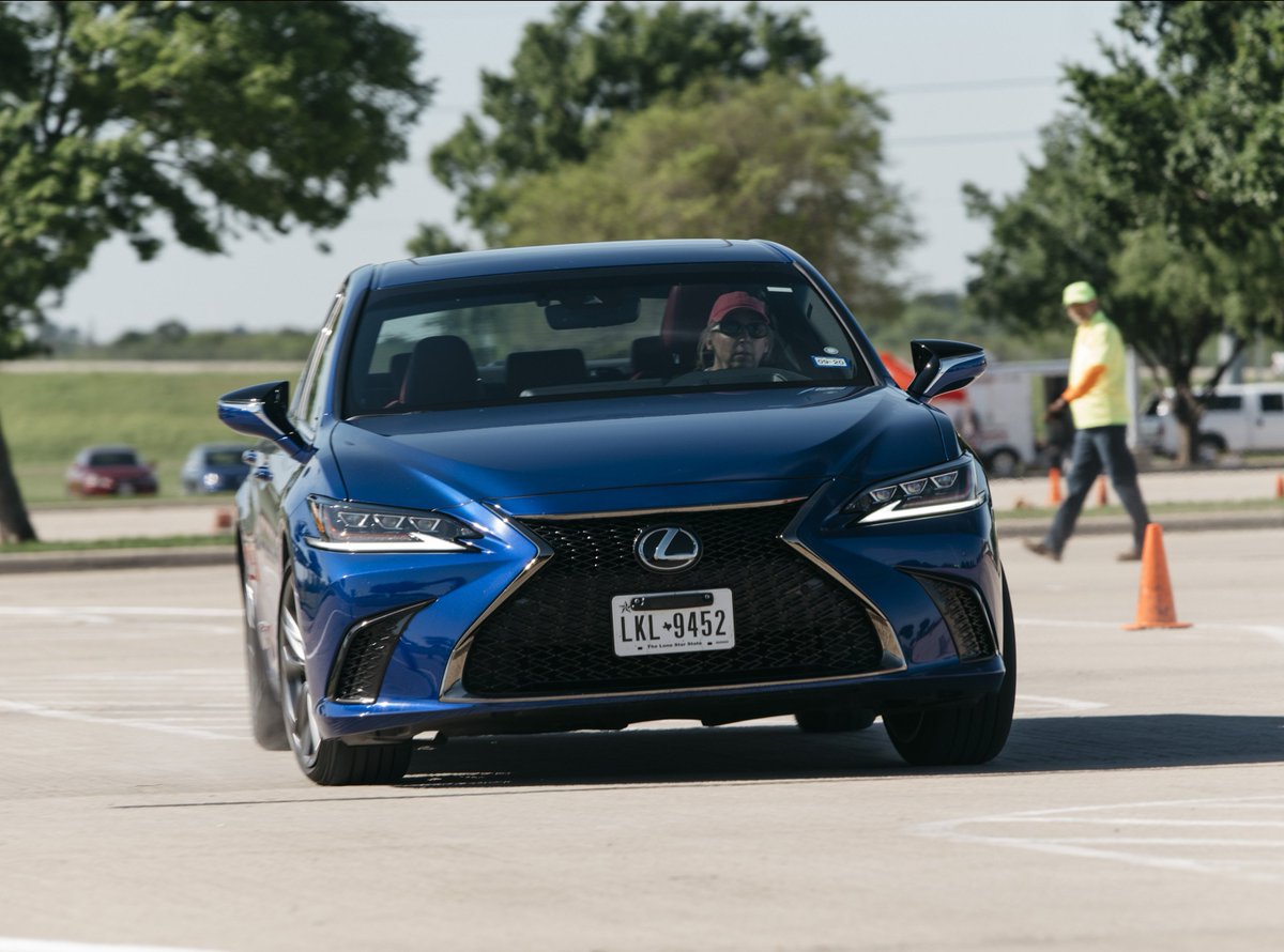 110Lexus's tweet photo. 2019 Lexus ES 350 F SPORT Wins Best Mid-Size Luxury Car Award at the 2019 Texas Auto Writers Association Auto Roundup.
Browse our ES 350 inventory: https://t.co/tKKAKDsSZ2
#LexusES350 #longisland https://t.co/YkTCSzNdnr