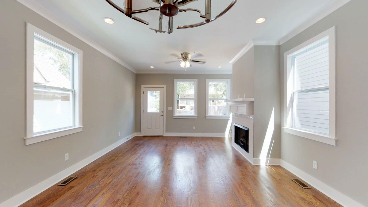George Weeks On Twitter Check Out The Living Room In Our Listing