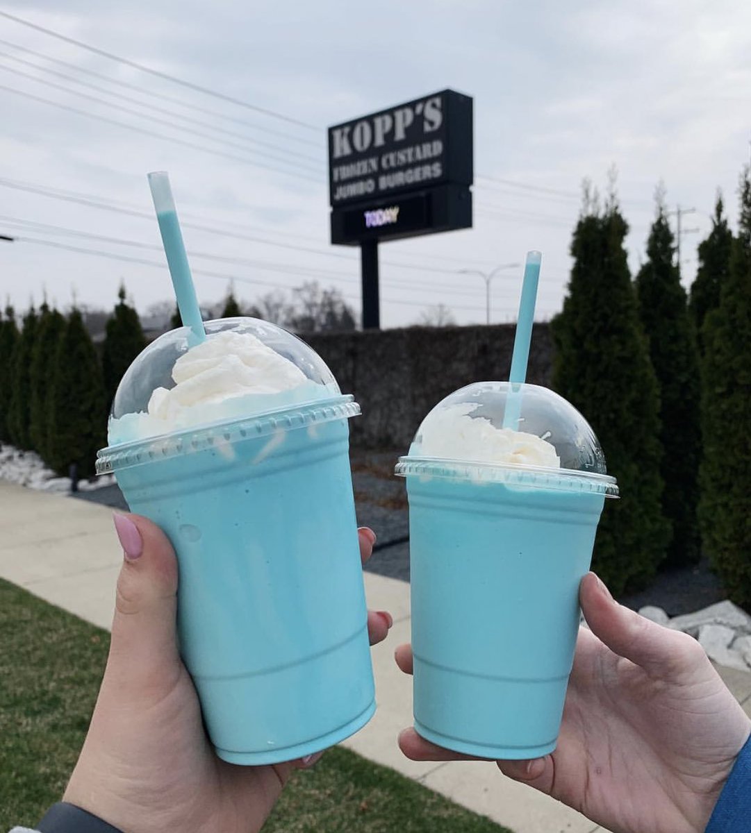 koppscustard's tweet photo. Feelinβ BLUE itβs only Tuesday? Donβt worry, our Blue Moon shakes will help cheer you up! πππ₯€
#KOPPS #KoppsFrozenCustard #ShakeOfTheMonth #BlueMoonShake #KoppsCustard #AprilShake #BlueMoon https://t.co/1YnSFS5F3D